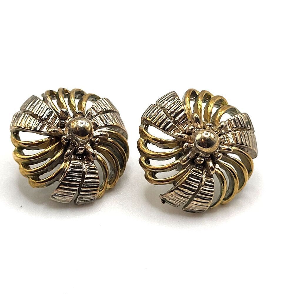 Avon Gold and Silver Tone Art Noveau Circular Stud Earrings .75in